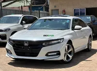 2021 Honda Accord SE Edition 2L Hybrid Sedan, photo 2
