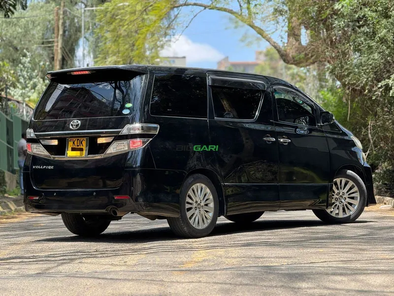 2014 Toyota Vellfire 2.5L Petrol MPV, photo 4