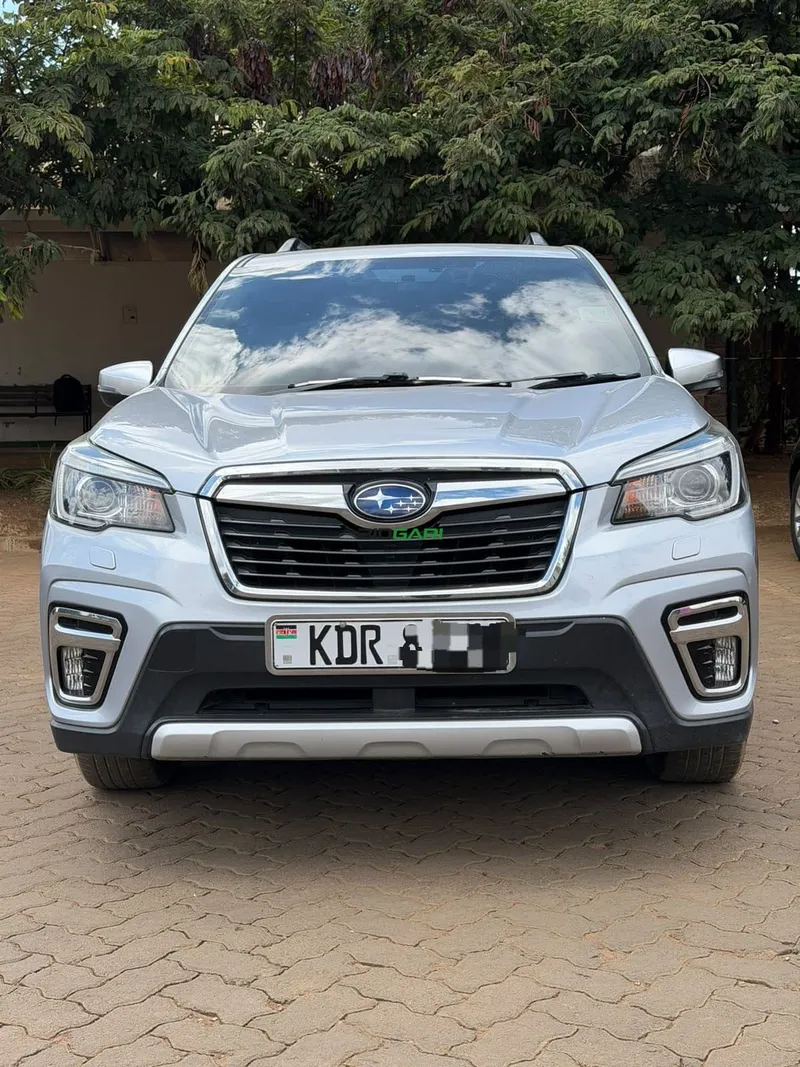 2020 Subaru Forester E-BOXER 2L Petrol SUV, photo 2