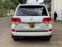 2016 Toyota Land Cruiser 200 ZX 4.6L Petrol SUV, photo 5