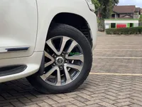 2016 Toyota Land Cruiser 200 ZX 4.6L Petrol SUV, photo 9