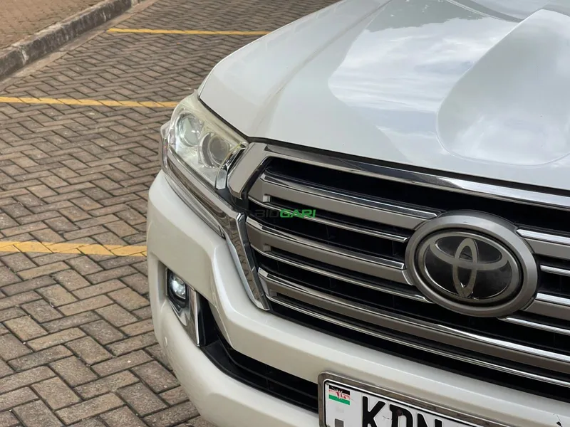 2016 Toyota Land Cruiser 200 ZX 4.6L Petrol SUV, photo 8