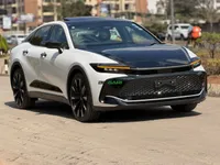 2023 Toyota Crown 2.4L Hybrid Sedan, main photo