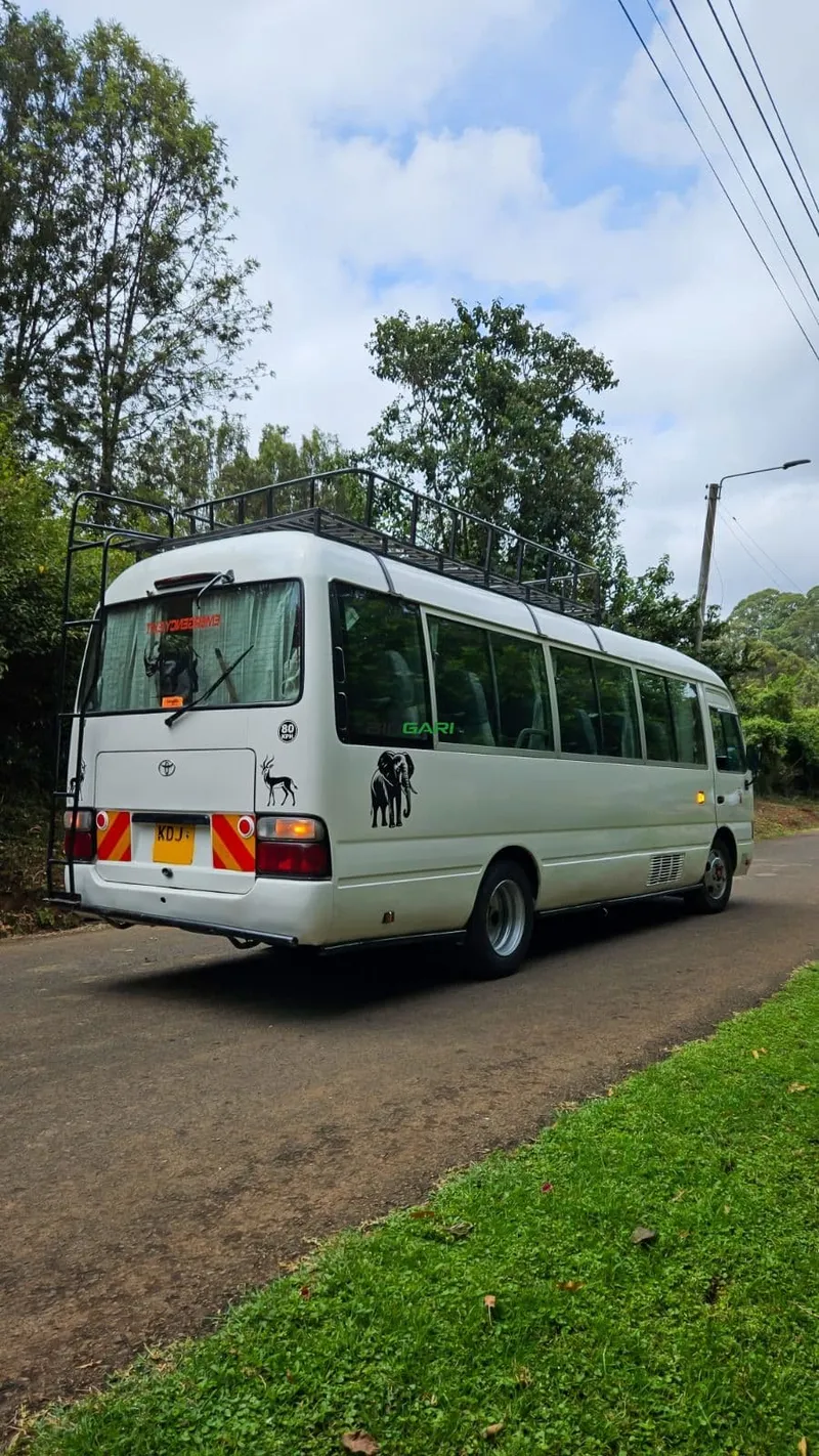 2014 Toyota Coaster 4L Diesel Bus, photo 4