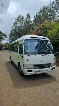 2014 Toyota Coaster 4L Diesel Bus, photo 2