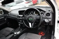 2011 Mercedes-Benz C200 Petrol Sedan, photo 10