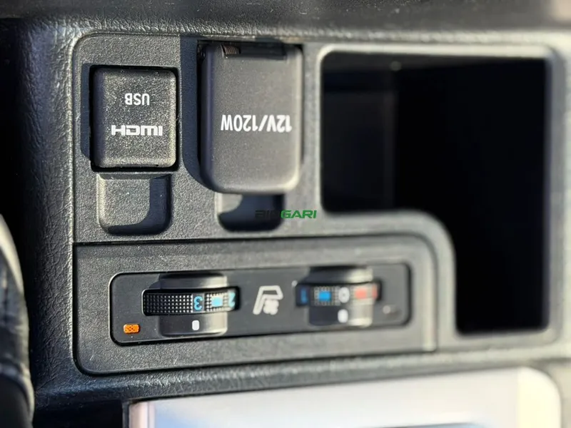 2019 Toyota Alphard 2.5L Petrol MPV, photo 9