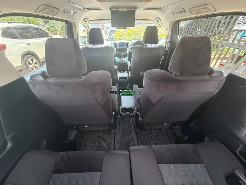 2019 Toyota Alphard 2.5L Petrol MPV, photo 5