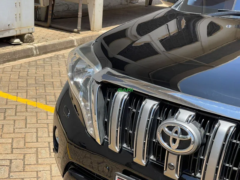 2012 Toyota Land Cruiser Prado VX 3L Diesel SUV, photo 7