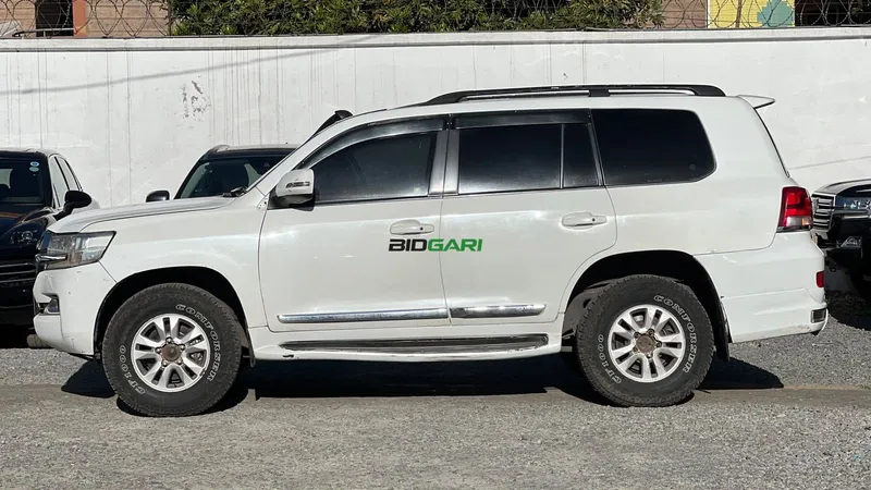 2012 Toyota Land Cruiser V8 ZX 4.6L Petrol SUV, photo 5