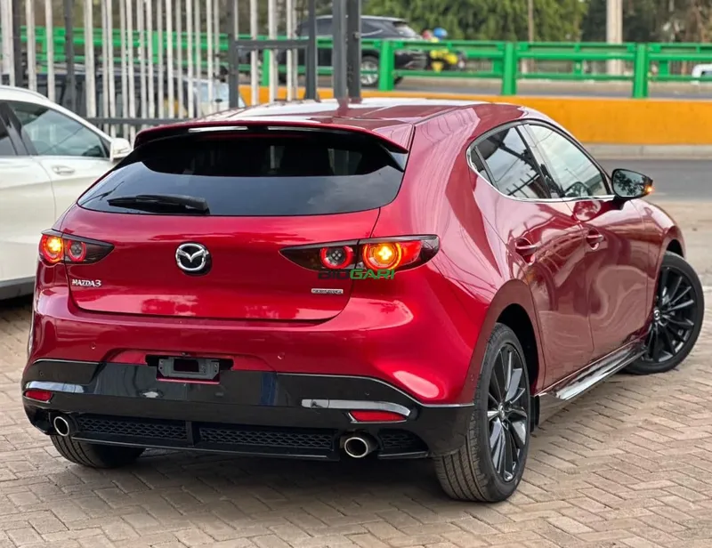 2019 Mazda 3 2L Petrol Hatchback, photo 4