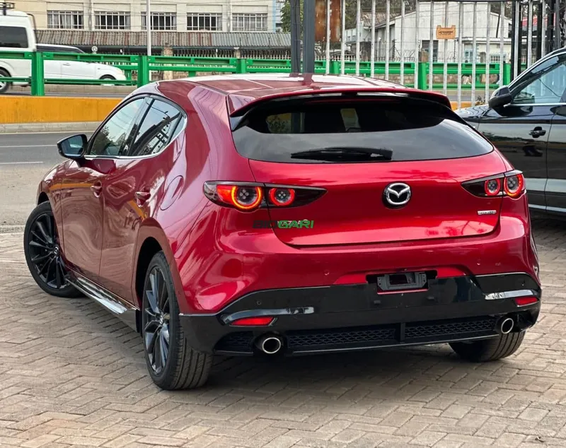 2019 Mazda 3 2L Petrol Hatchback, photo 3