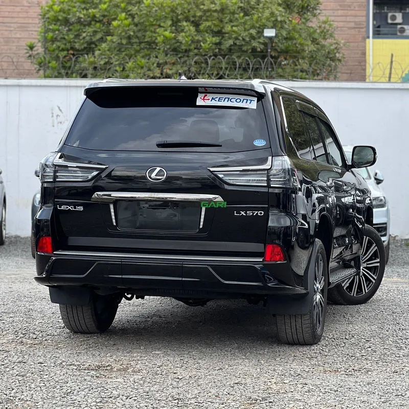 2019 Lexus LX 570 5.7L Petrol SUV, photo 5